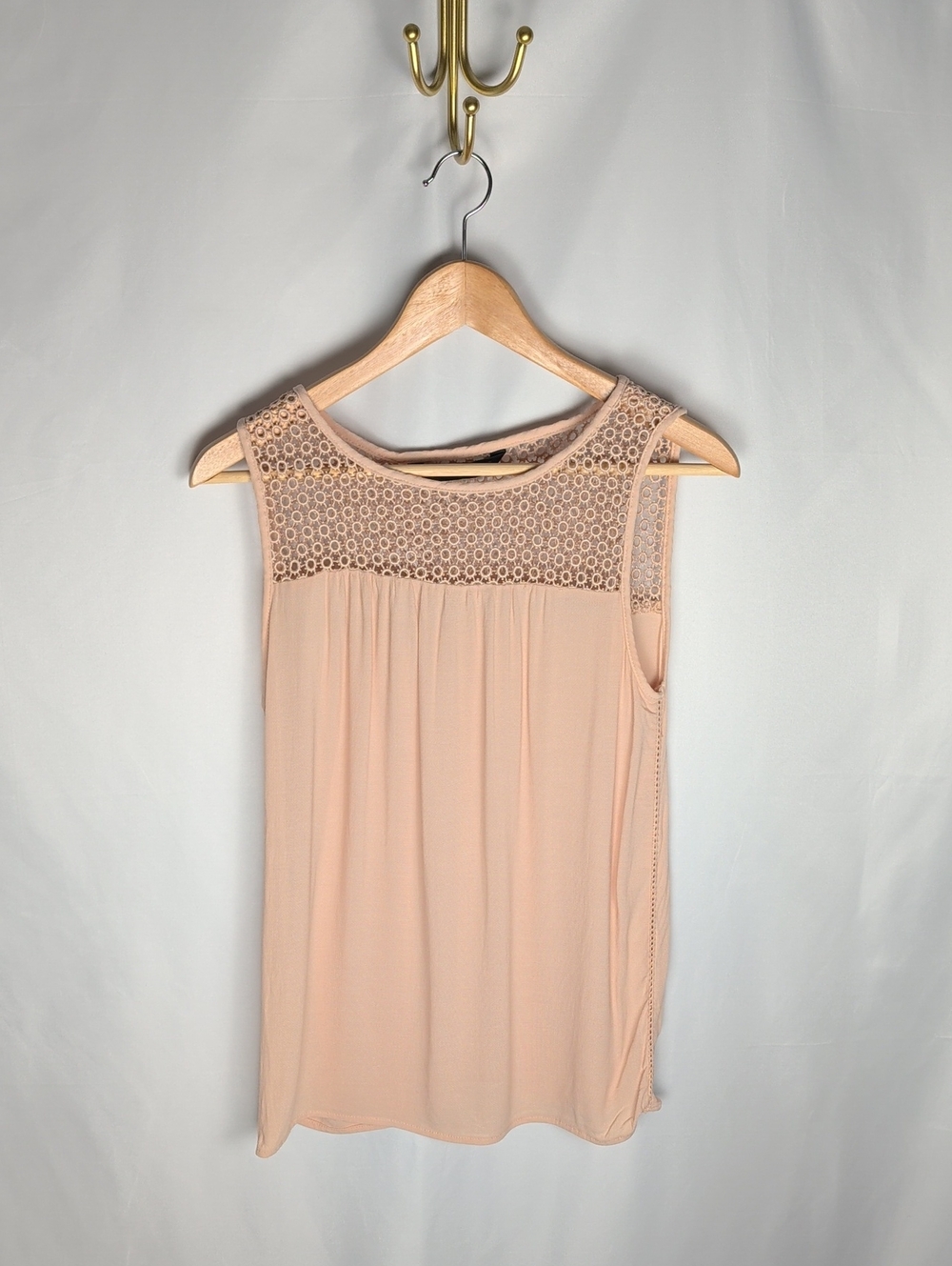 Zara Basics Beige-Pink Sleeveless Top with Crochet Lace Yoke, S